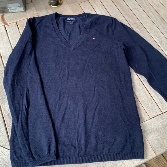 Tommy Hilfiger V-Neck Sweater - Picture 1 of 4
